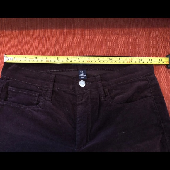 GAP - Velvet straight leg pants. Size 6. - Picture 5 of 8